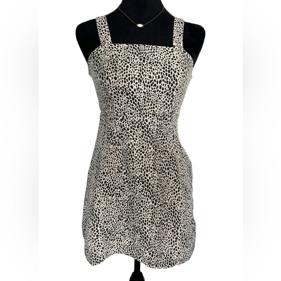 American Eagle Outfitters Dresses & Skirts - American Eagle Woman’s XS Chic Black and White Animal Print Mini Dress